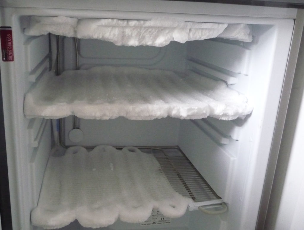 Почему не работает холодильник? Причины и ремонт